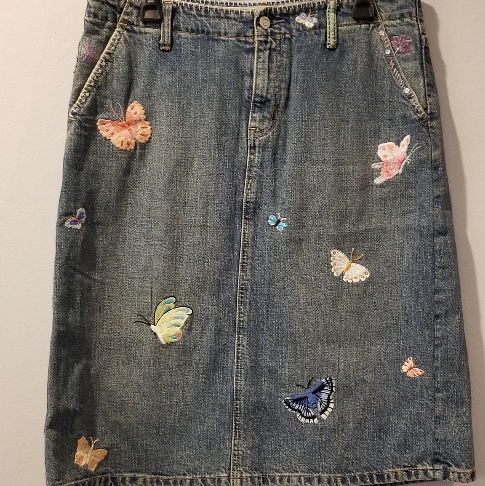Gap Jean Skirt w/embroidered Butterfly's - 12size